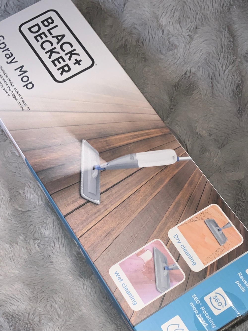 Black & Decker White and Gray Spray Mop with Reusable Pad